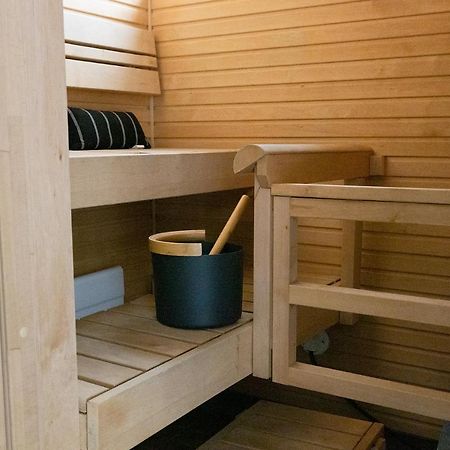 2Ndhomes Luxury 1Br Kamppi Center Apartment With Sauna And Big Terrace Helsingfors Exteriör bild